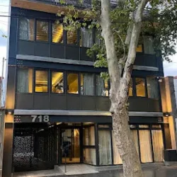 718 Rufino Petit Hotel