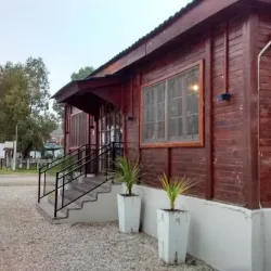 Negocio Agua Y Madera Hotel