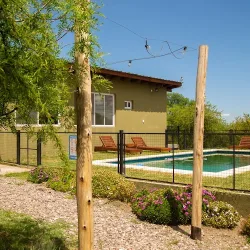 Negocio Altos Del Monte Apart Cabañas