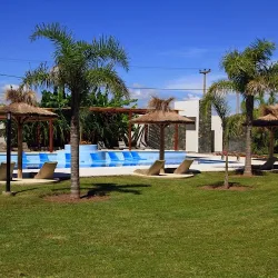 Negocio Apart Tres Hotel