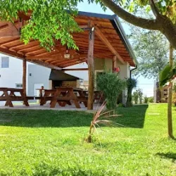 Negocio Apartamentos Barranca De Termas