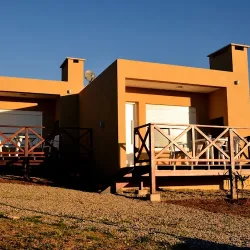 Negocio Arroyo Suite House