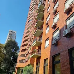 Ayres del Botánico Condo.