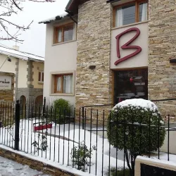 Negocio Bareko Hotel