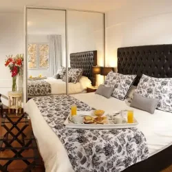 Negocio Be Too Loft Hotel