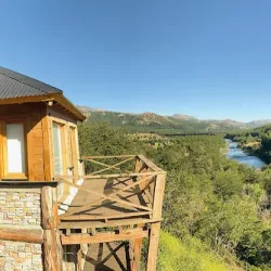 Negocio Bh-Meliquina, Colgantes Al Río - Cabañas De Montaña
