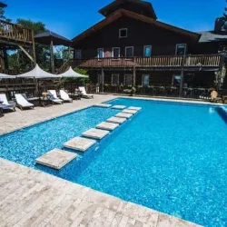 Blackstone Apart Boutique Hotel