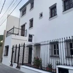 Negocio Blanc Hotel Boutique