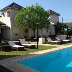 Negocio Bungalows Altos De Unzué