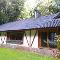 Negocio Cabaña La Cumeleña