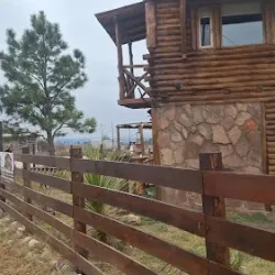 Negocio Cabaña La Fortaleza Villa Yacanto