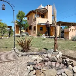 Negocio Cabañas La Matera