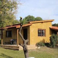 Negocio Cabañas Las Acacias