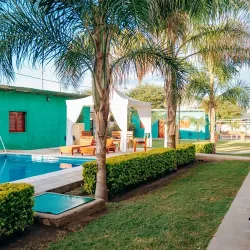 Negocio Cabañas Puertas Del Sol