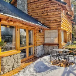 Negocio Cabañas Puerto Pireo