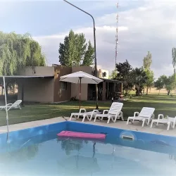 Cabañas "San Rafael Quinta Baigorri"