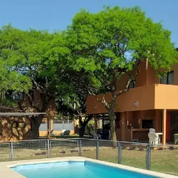 Negocio Cabañas Touring Club