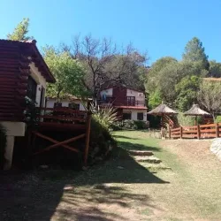 Negocio Cabaňas Tronco Silvestre