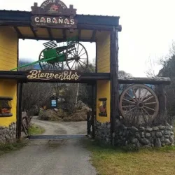 Negocio Cabañas Y Hosteria Peuma-Hue