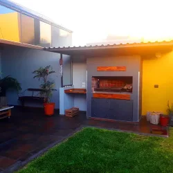 Negocio Casa Confortable En Ciudad De Córdoba.