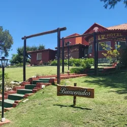 Negocio Castelar Hotel Y Apartcabañas