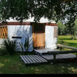 Negocio Cauce Yurtas Glamping