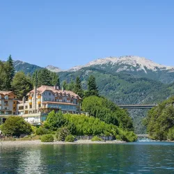 Correntoso Lake & River Hotel