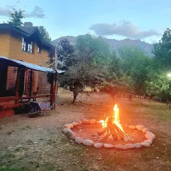 Negocio Costa Bolsón Camping-Hostel