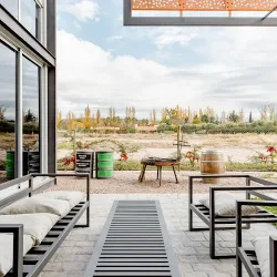 Negocio Cubos De Chacras - Alojamiento En Mendoza - Luján De Cuyo - Chacras.