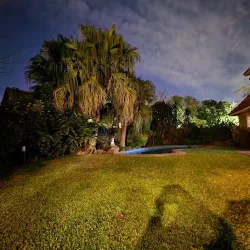 Negocio Deaf Twins Bed/Breakfast