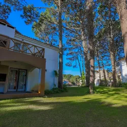 Negocio Del Pinar Apart