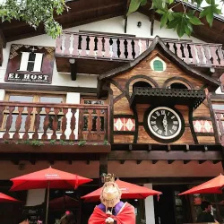 El Host