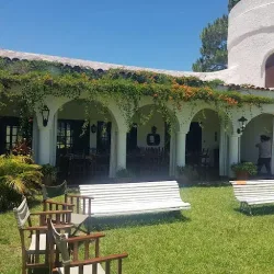 Negocio Estancia La Pelada Esquina