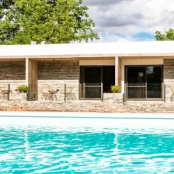 Negocio Favre Suites