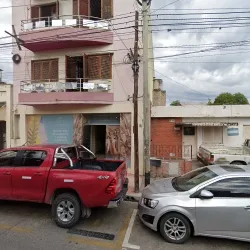 Green Llama Hotel Restaurant