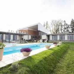 Negocio Herradura Hotel Suites