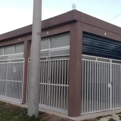 Negocio Hospedaje Bellavilla (Con Salón De Reuniones)