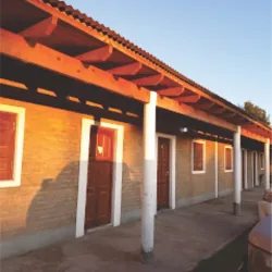 Negocio Hospedaje En Malbran (Signos)