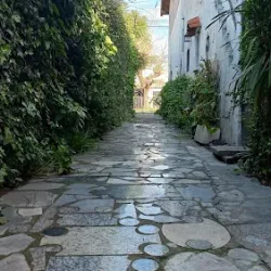 Negocio Hostel En Almirante Brown