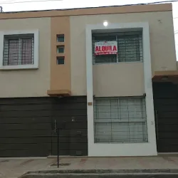 Hostel Puertas Del Sol