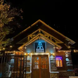 Negocio Hostel & Restó Aruma