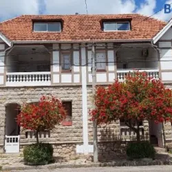 Hosteria Almirante Brown