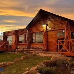 Negocio Hostería La Portada Con Pileta Climatizada