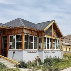 Negocio Hosteria Y Cabañas Hualcupen