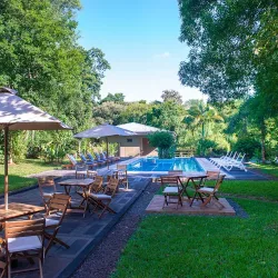 Negocio Hotel Bagu Ñamandu Guazu