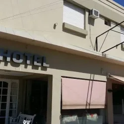 Negocio Hotel Canadian.