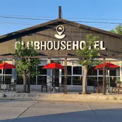 Negocio Hotel Club House