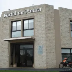 Negocio Hotel Portal De Piedra