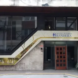 Hotel Puerto Bandera