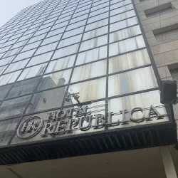 Negocio Hotel República